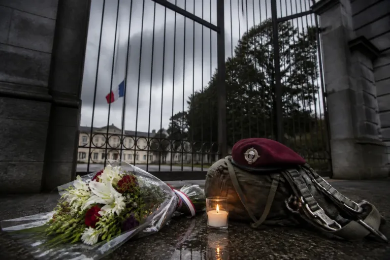 Tarbes endeuillée après la mort d’un jeune hussard du 1er RHP lors d’un test