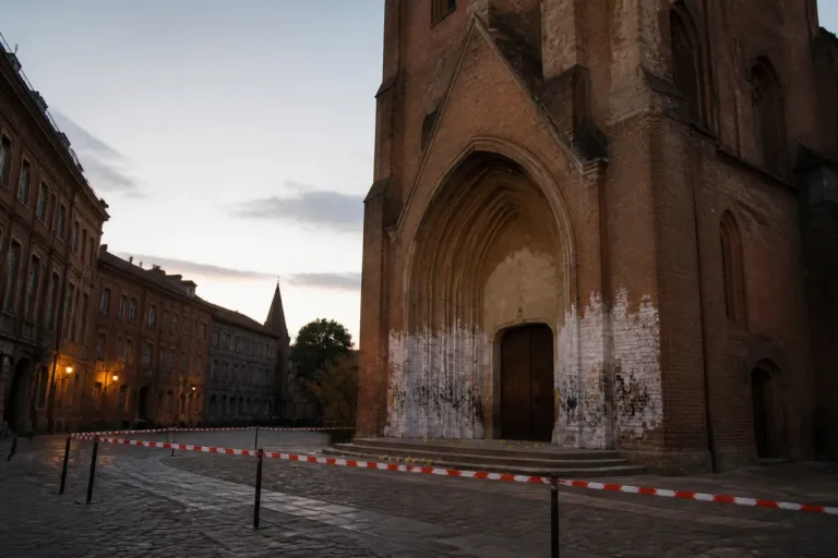 Tarn: 72 actes antireligieux recensés en cinq ans, un signal d’alarme à Albi
