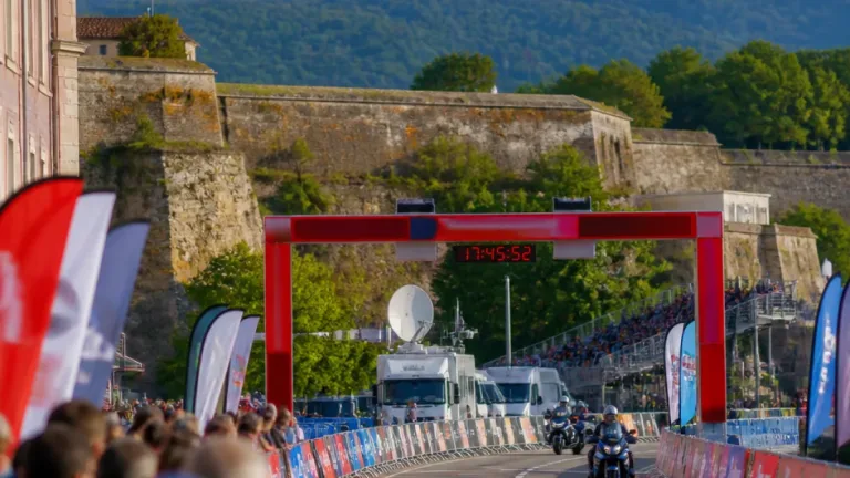 Tour de France 2026 : une 13e étape âpre et longue qui se termine à Belfort