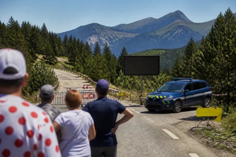 Tour de France dans les PO lundi : routes coupées, horaires et règles à respecter