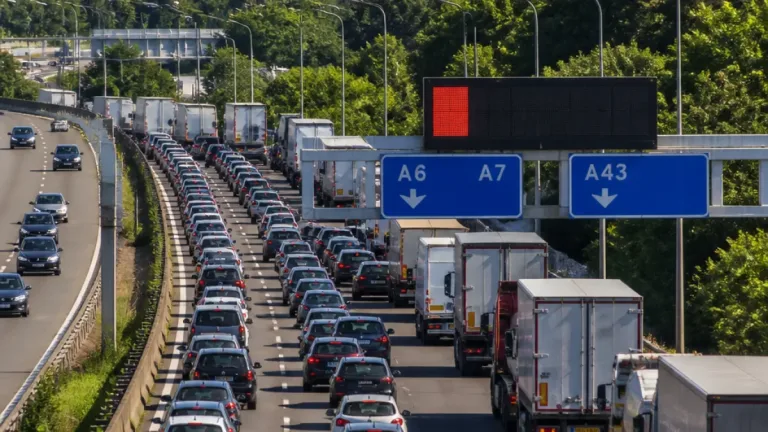 Trafic : Bison Futé annonce un week‑end très chargé sur les axes du Rhône