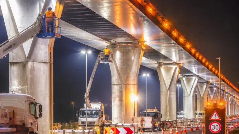 Travaux nocturnes sur le viaduc de Picardie : sept semaines pour préserver l’ouvrage le plus long du réseau