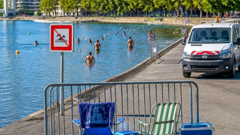Un collectif réclame l'ouverture encadrée de la baignade dans la Seine à Rouen