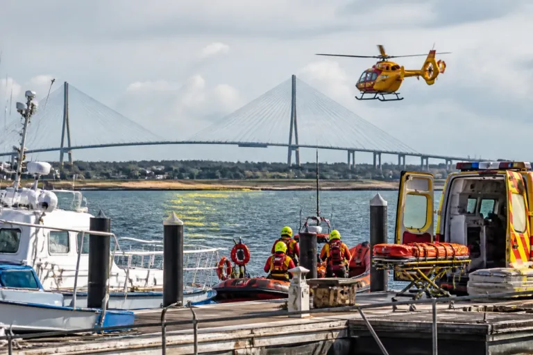 Un homme de 49 ans décède après s'être jeté à l'eau près du pont de Normandie