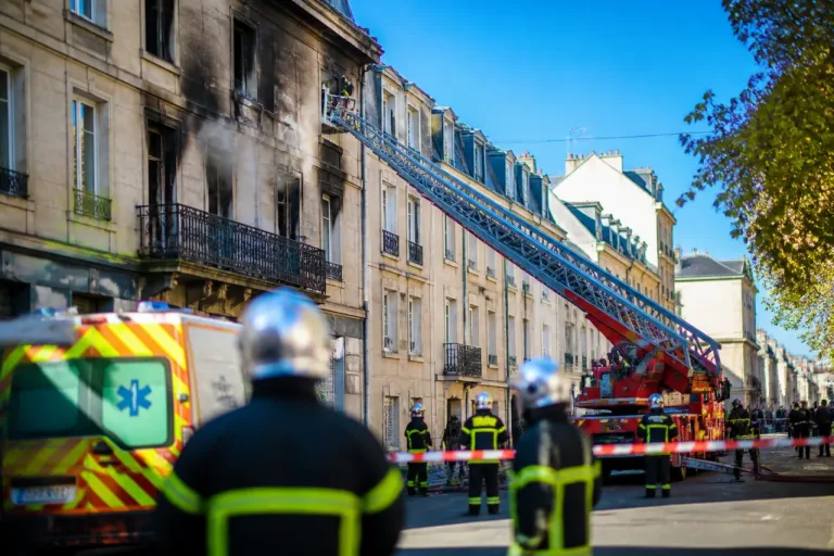Un incendie rue Madeleine-Rébérioux : une sexagénaire secourue à Laon