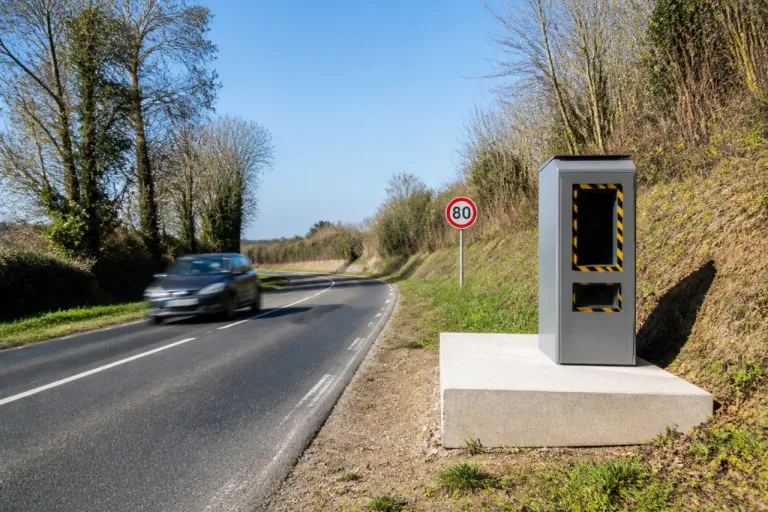 Un radar mobile réinstallé sur la D925 à Friville-Escarbotin : prudence recommandée