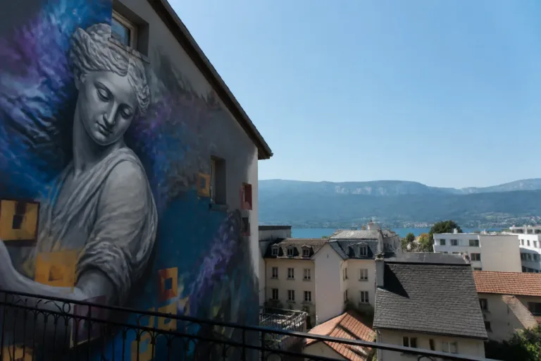 Week-end en Savoie: street art à Aix-les-Bains et lumières en Haute Maurienne